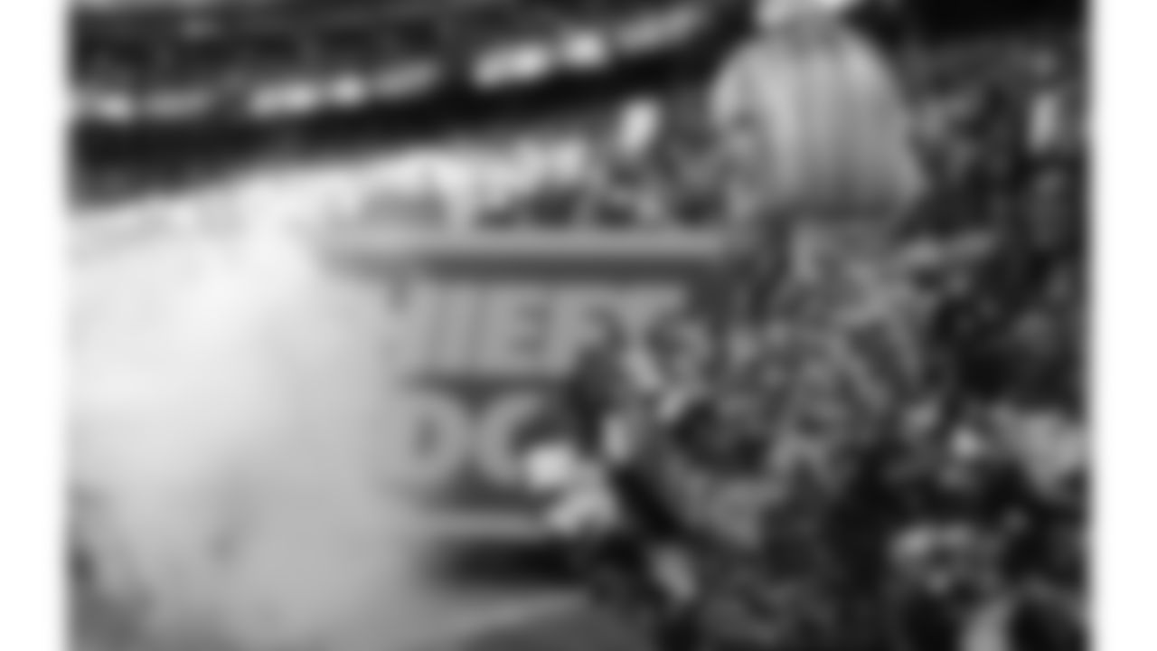 Kansas City Chiefs Cheerleaders run out prior to the NFL Week 10 matchup on Sunday, November 10, 2024 in Kansas City, MO.