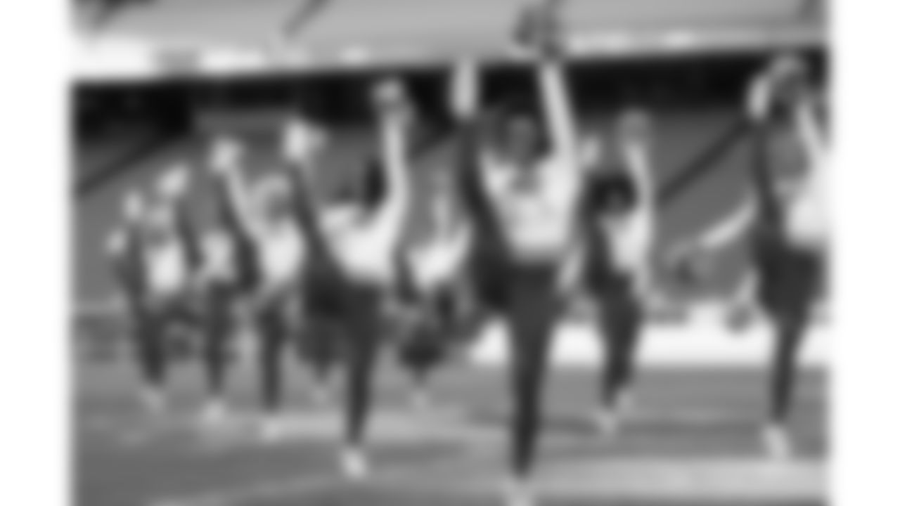 Kansas City Chiefs Cheerleaders during field rehearsal prior to the NFL Week 10 matchup on Sunday, November 10, 2024 in Kansas City, MO.