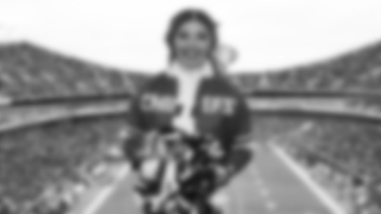 Kansas City Chiefs Cheerleaders prior to the regular season Week 17 NFL Football Game at GEHA Field at Arrowhead Stadium on Sunday, December 31, 2023.