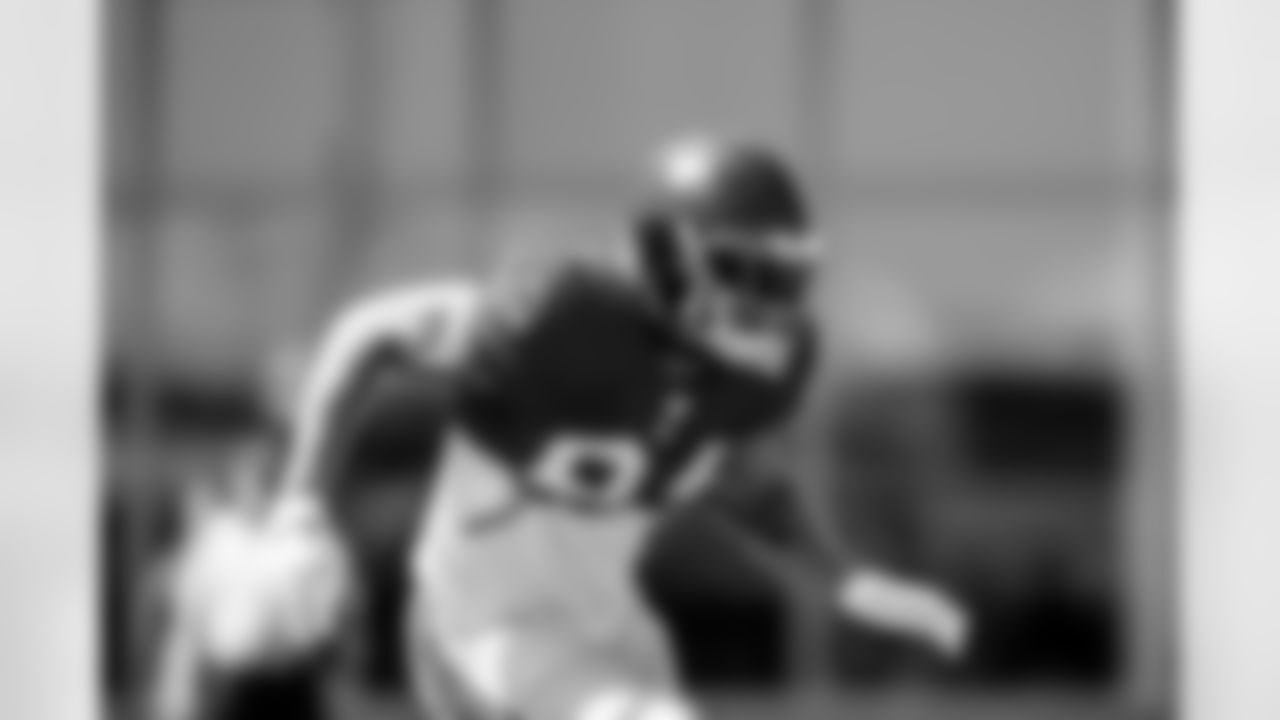 TE Theo Johnson (84)