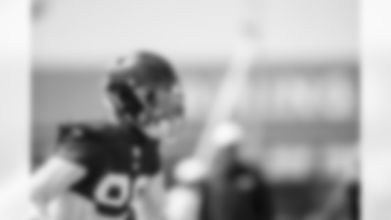 WR Darius Slayton (86)