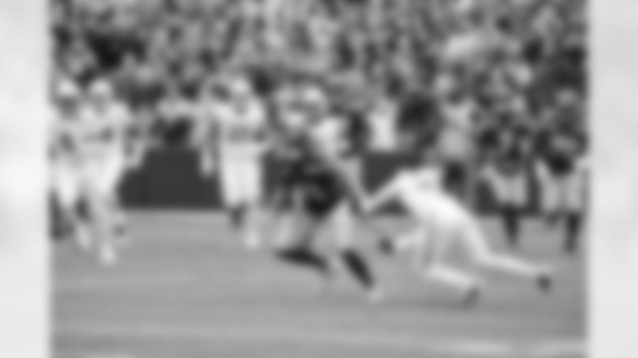 Seahawks wide receiver DK Metcalf (14) at the Week 12 matchup against the Arizona Cardinals at Lumen Field on Sunday, November 24, 2024.